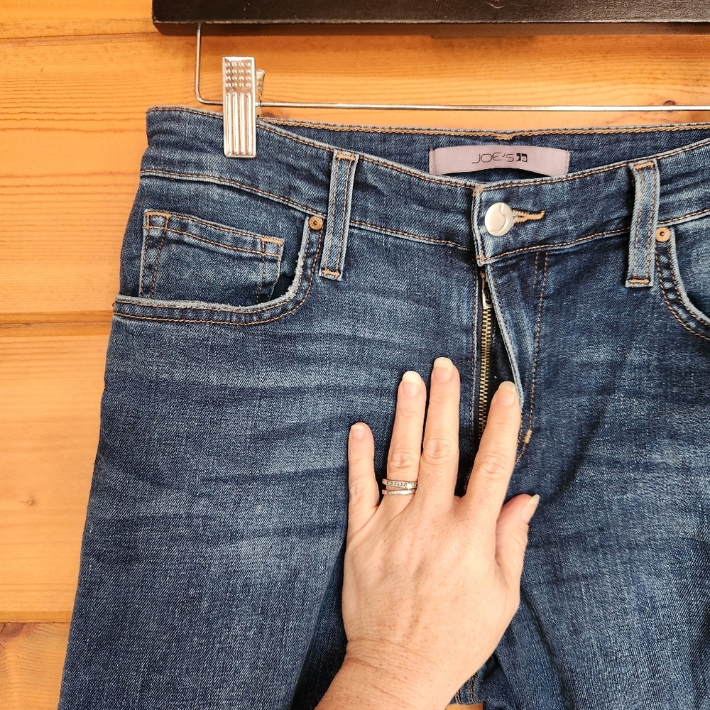 Joe’s Jeans 💜 Boyfriend Halstead Dark Stone Wash High Rise Straight Sz 26 X 30" - Picture 3 of 9